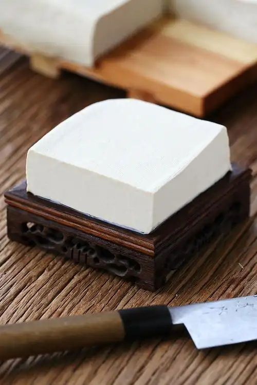 石膏点卤老豆腐