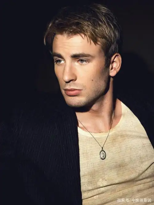 复仇者联盟美国队长扮演者克里斯·埃文斯照片写真合集