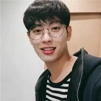 最近特别火的头像男生戴眼镜 男生头像图片大全 -【爱个性】