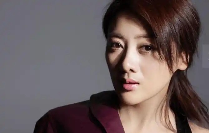 李佳璘_名气_方面