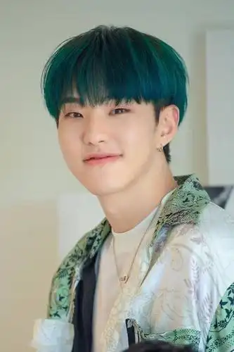 "100%清凉美"seventeen夏日画报写真公开!