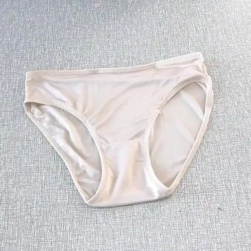 唐格天然桑蚕丝 基础款真丝包边女透气舒适薄款低腰纯色三角内裤