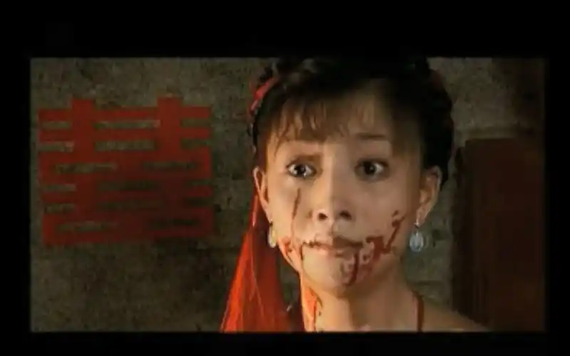 围屋里的女人豆苗春堂成亲当晚春堂吐血而亡