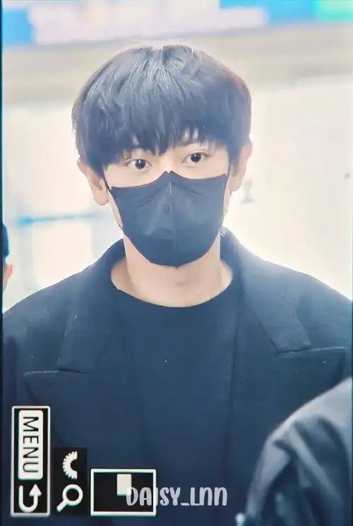 朴灿烈超话#朴灿烈唯一官方门面#  【预览】240308 仁川机场出发 cr