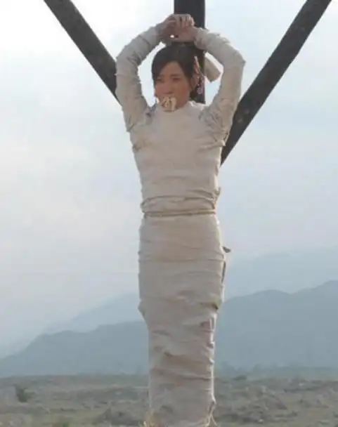 样样让人生不如死