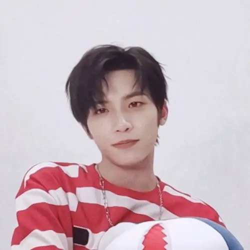 除了带上痛苦面具的吃播 今天这期还挺好玩 十七 李政 先保证安全