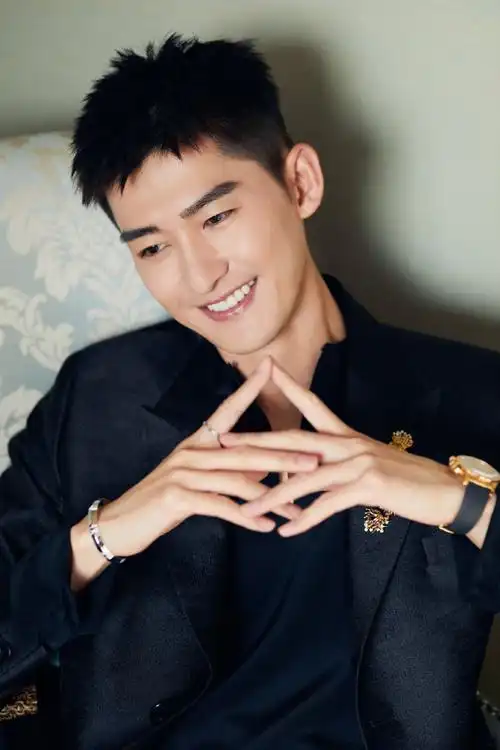 张翰暖橘古堡大片