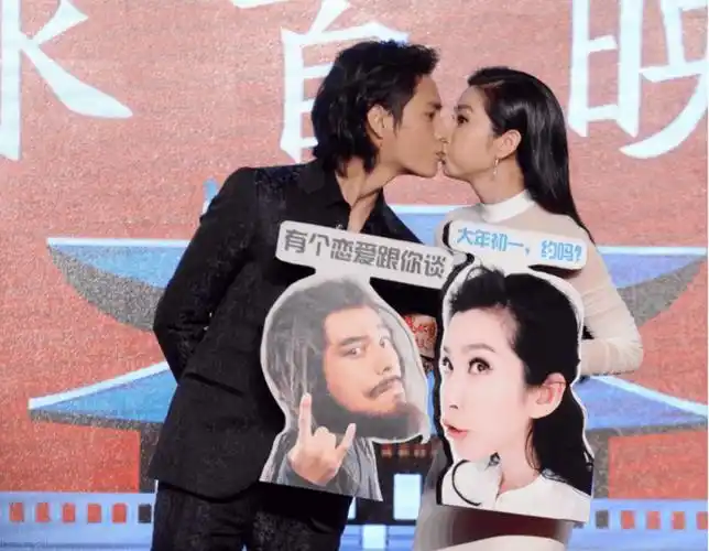 李冰冰和陈坤参加活动,两人又是亲又是抱,结果却不是情侣_合作_爱情