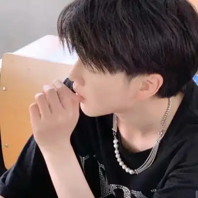 帅到炸裂很好看的又很精致帅哥头像 成熟稳重又很帅气魅力男头大_男生