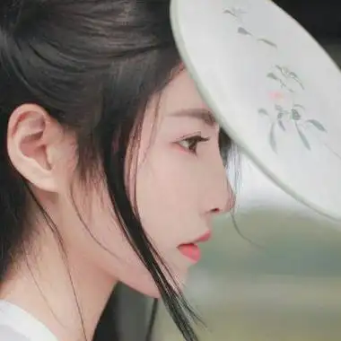 古风白衣女子头像