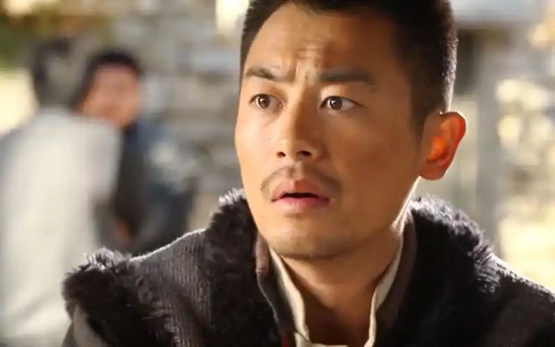 《红高粱》第41集:余占鳌花脖子黑眼结拜兄弟,玉郎勾结日本人_哔哩