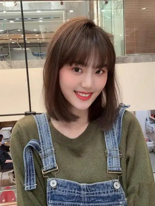 方脸,大脸最好别留这3个显脸大发型,太影响颜值了