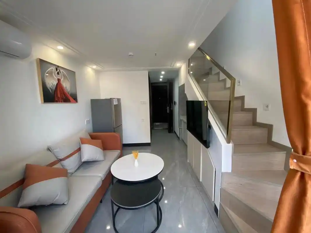 南宁租房地铁口天誉城两房一厅