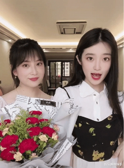 小林青霞柴蔚长大了19岁颜值出众和妈妈同框却被抢镜