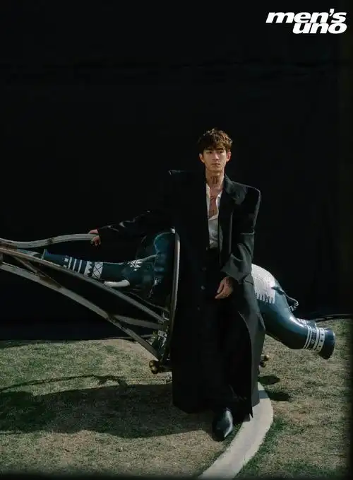 风度封面人物##林更新荒野乐园大片##林更新风度四月刊封面