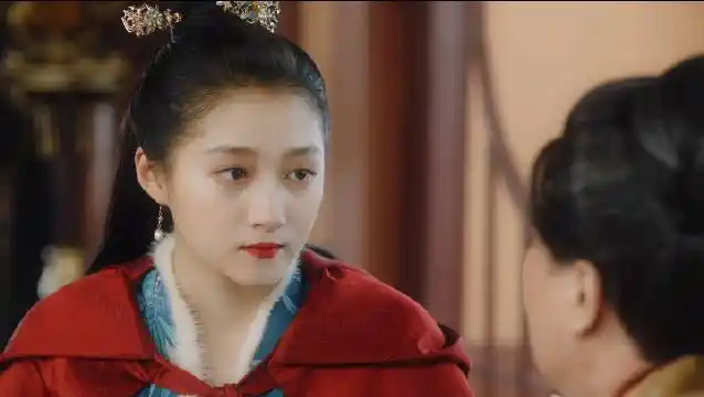 寒冬腊月的想要是石榴,班婳@关晓彤就亲手做石榴包子,她把婳婳当做最