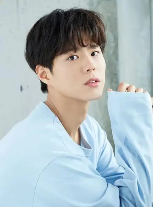 男生刘海打薄剪碎