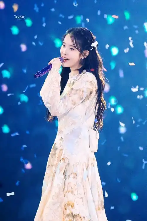 iu韩国第一女solo##iu2023粉丝演唱会iun1ver5e##iu##李知恩