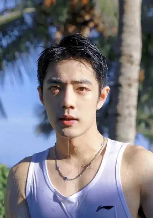 看了这组照片,不禁发出感叹:肖战你作为演员应该把粉丝往正道上引,而