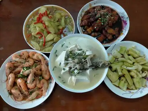 【王雅婷】孝心好学生~四菜一汤~给家人的爱