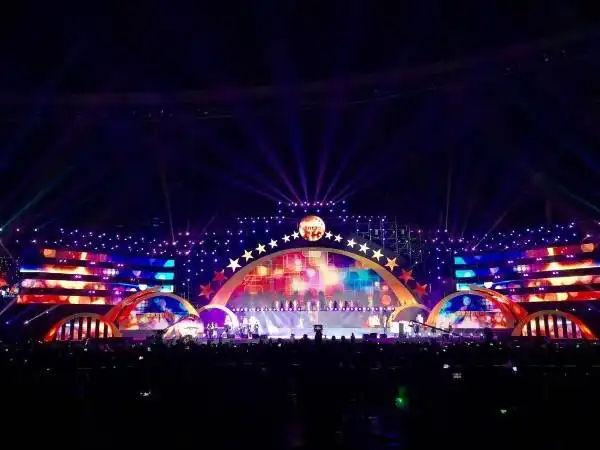 户外演出需租赁的舞台设备与注意事项