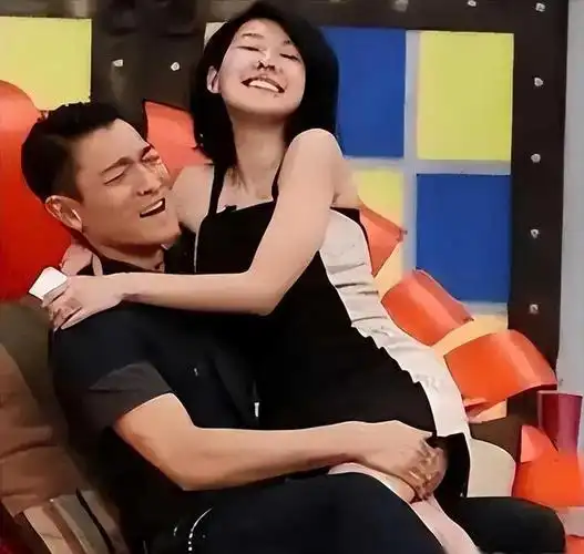 这8位没分寸感的美女明星,各有各的花样|鹿晗|陈坤|杨幂_网易订阅