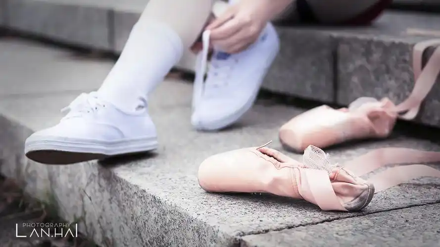 足尖上的艺术-芭蕾舞者