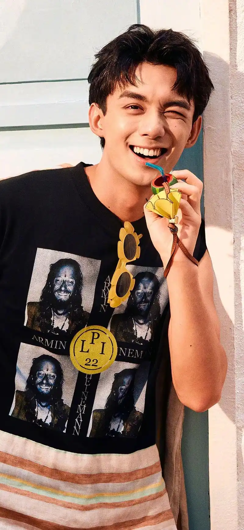 吴磊 #背景图 #手机高清壁纸 #屏保该换了系列 - 抖音