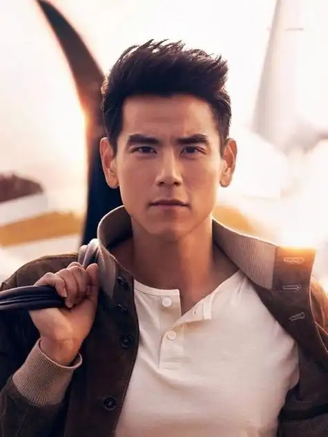 彭于晏的演艺之路:从小胖子到影帝