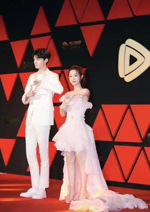 林一女歌手个人资料年龄