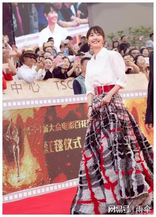 有着王珞丹的颜值,还有李小璐的好身材,白百何太可惜了