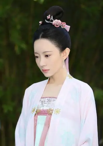 刘萌萌长安诺海报剧照图片