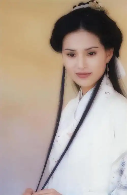 回顾:97版《天龙八部》女演员,4人一辈子没结婚,全都没有孩子