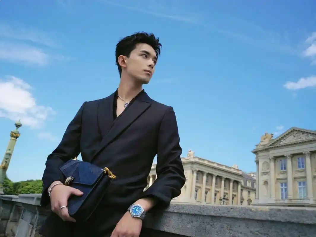 吴磊真空西装半永久吧