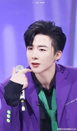 爱刘宇宁大背头的快去广场收图啦各个时期背头皂片