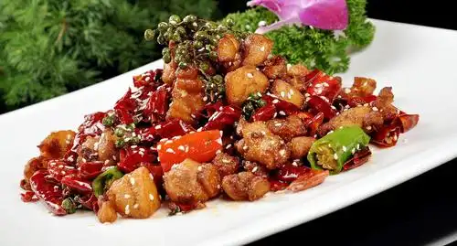 辣子鸡的做法,喜欢吃辣的你有口福了!