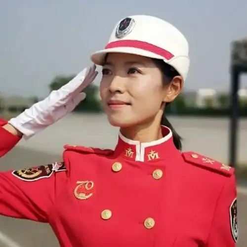 本期人物张晓菲北京市朝阳区青少年指导服务中心主任张晓菲,女,汉族