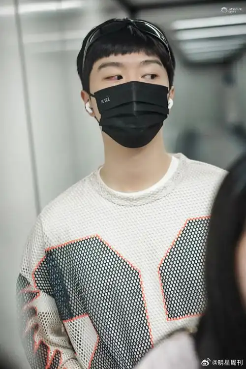 范丞丞换新发型了##范丞丞锅盖头发型