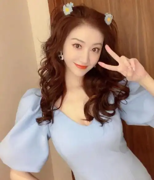 大家对她都是非常关注的,近日,网曝景甜晒甜美近照,对于景甜的近况,让