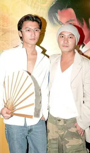 另一部由张卫健,谢霆锋,范冰冰,袁泉等主演的《小鱼儿与花无缺》作为