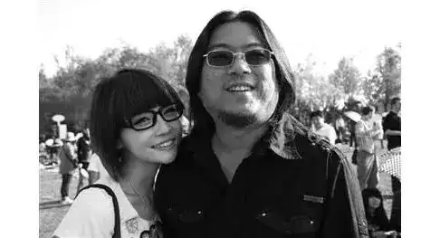 高晓松在这方面,可以说和林海层次相仿.