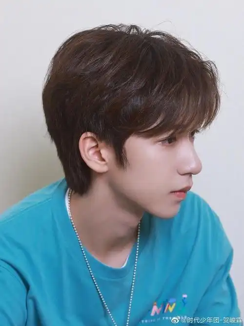 贺峻霖|日常|t恤_新浪新闻