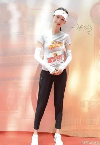 郑爽确定接演电影《花千骨》,爸爸亲自证实,粉丝脱粉抵制怒骂郑成华