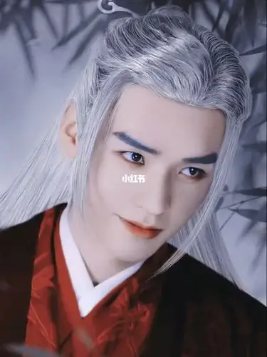 温客行红衣白发这是什么神仙造型