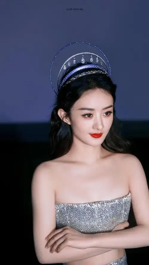 赵丽颖水晶吊坠头冠##赵丽颖闪钻礼服
