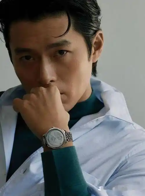 男星元彬《dazed》杂志春季大片,变身胡茬型男更显沉稳冷峻_合作_新片