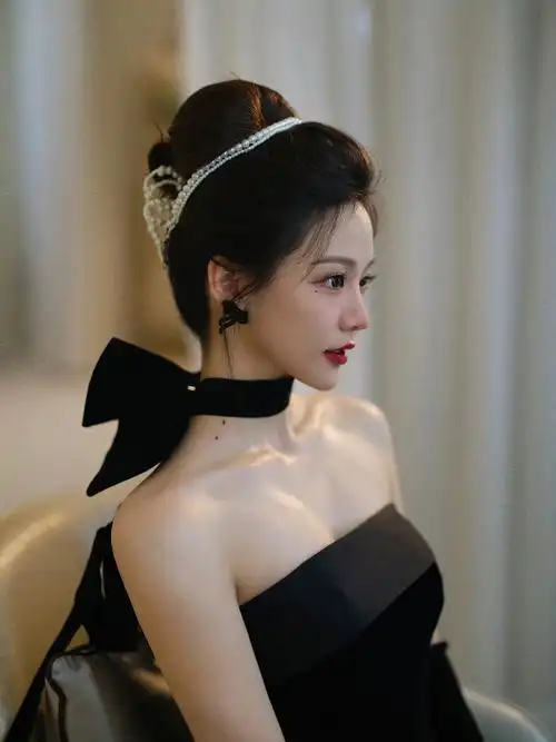 黑色礼服新娘造型