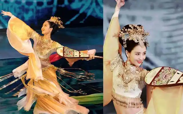 女明星敦煌飞天造型 新疆美女似是画中来