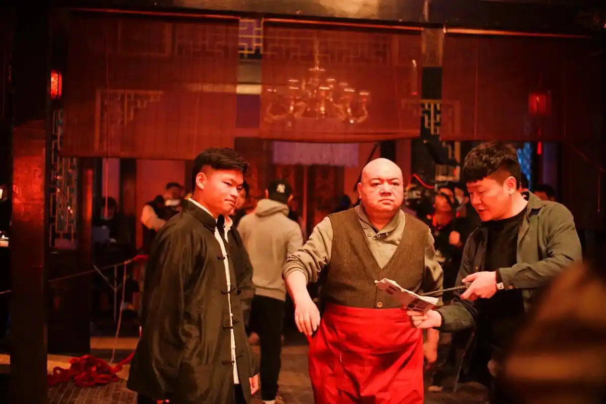 片场工作花絮. - 抖音