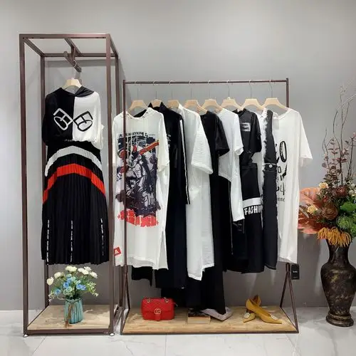 乌丫20夏一线大牌专柜正品女装尾货品牌折扣女装直播实体涨粉货源